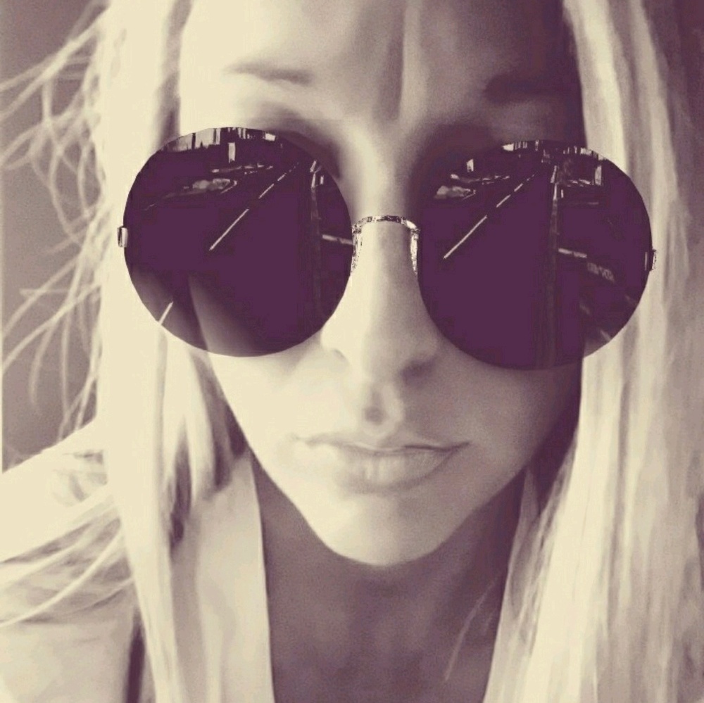 Meet your Posher, Anne